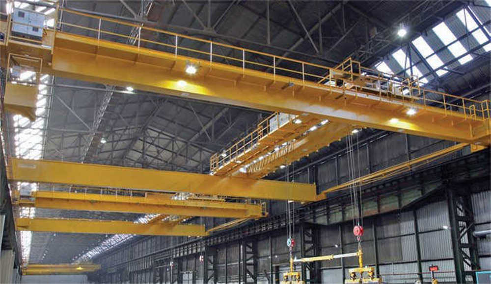 Custom overhead crane helps steel distribution center minimize downtime