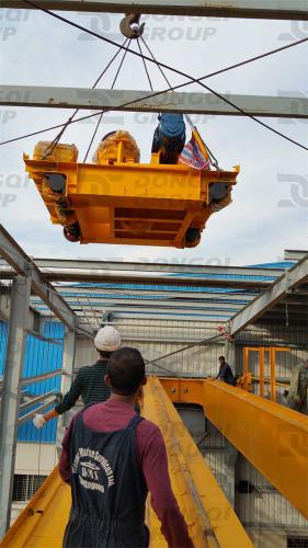 Installation-process-of-a-20-ton-double-beam-overhead-crane-17